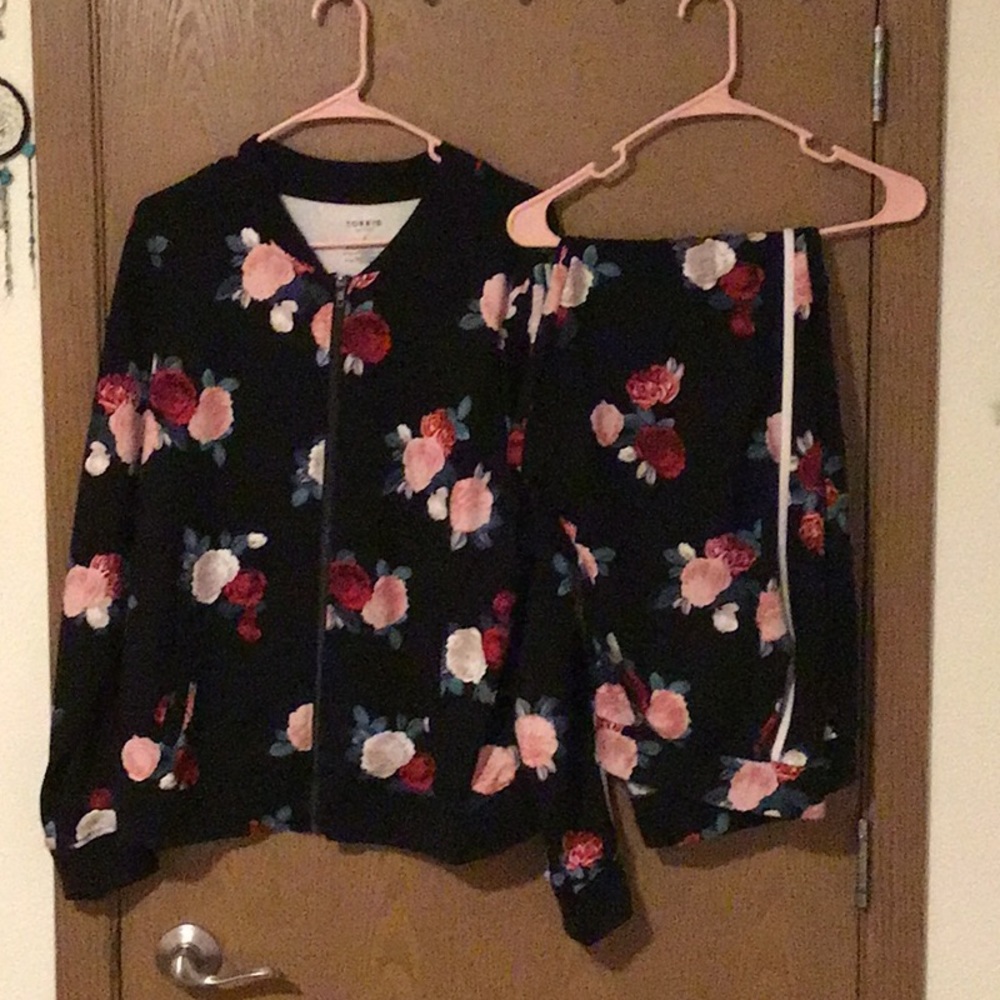 Torrid jogging suit size 2x